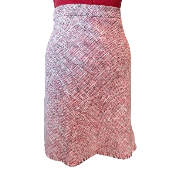 Banana Republic Pink Fringe Tweed Wrap Skirt – Size 12 – NWT - Picture 3 of 11